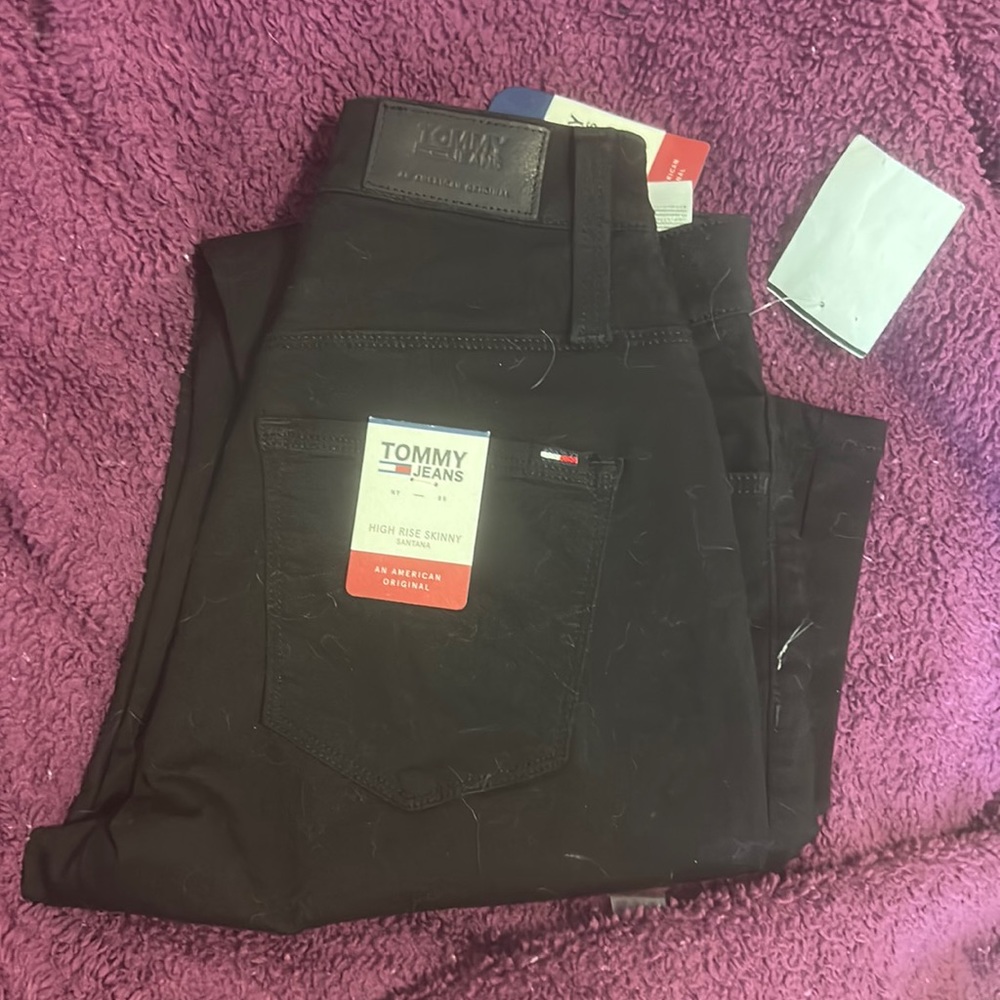 Tommy jeans, black high rise skinny jeans.  28x32 new with tags